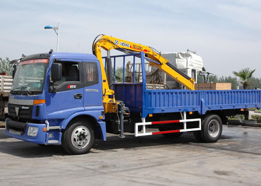 La Cina Il camion durevole dell'asta dell'articolazione ha montato la gru, l'aumento del cavo metallico e si scola 3200 chilogrammi fornitore